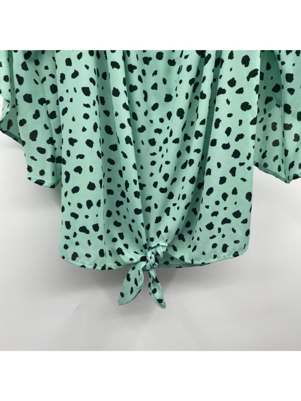 Vine & Love Womens Ruffle Sleeve Blouse Tie Hem Green/Black Size Large - Picture 3 of 9